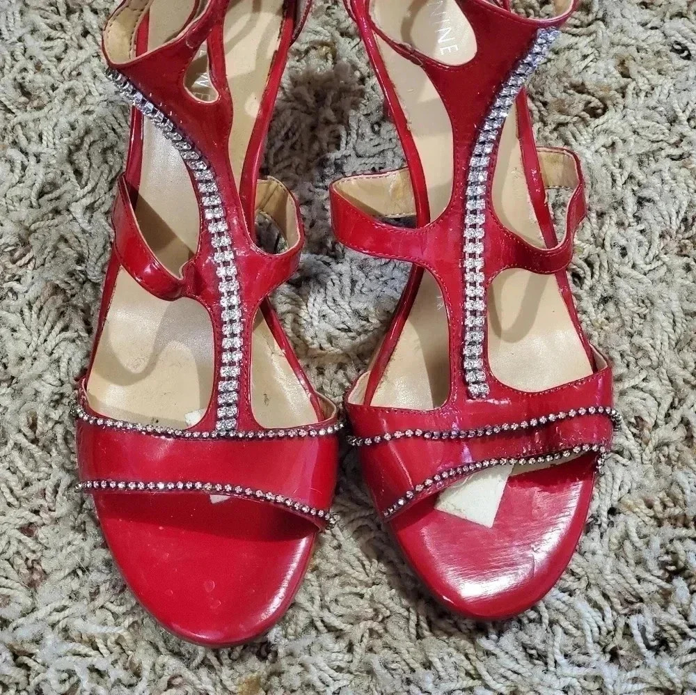 Nine west 6 1/2 red rhinestone heels 👠​​​